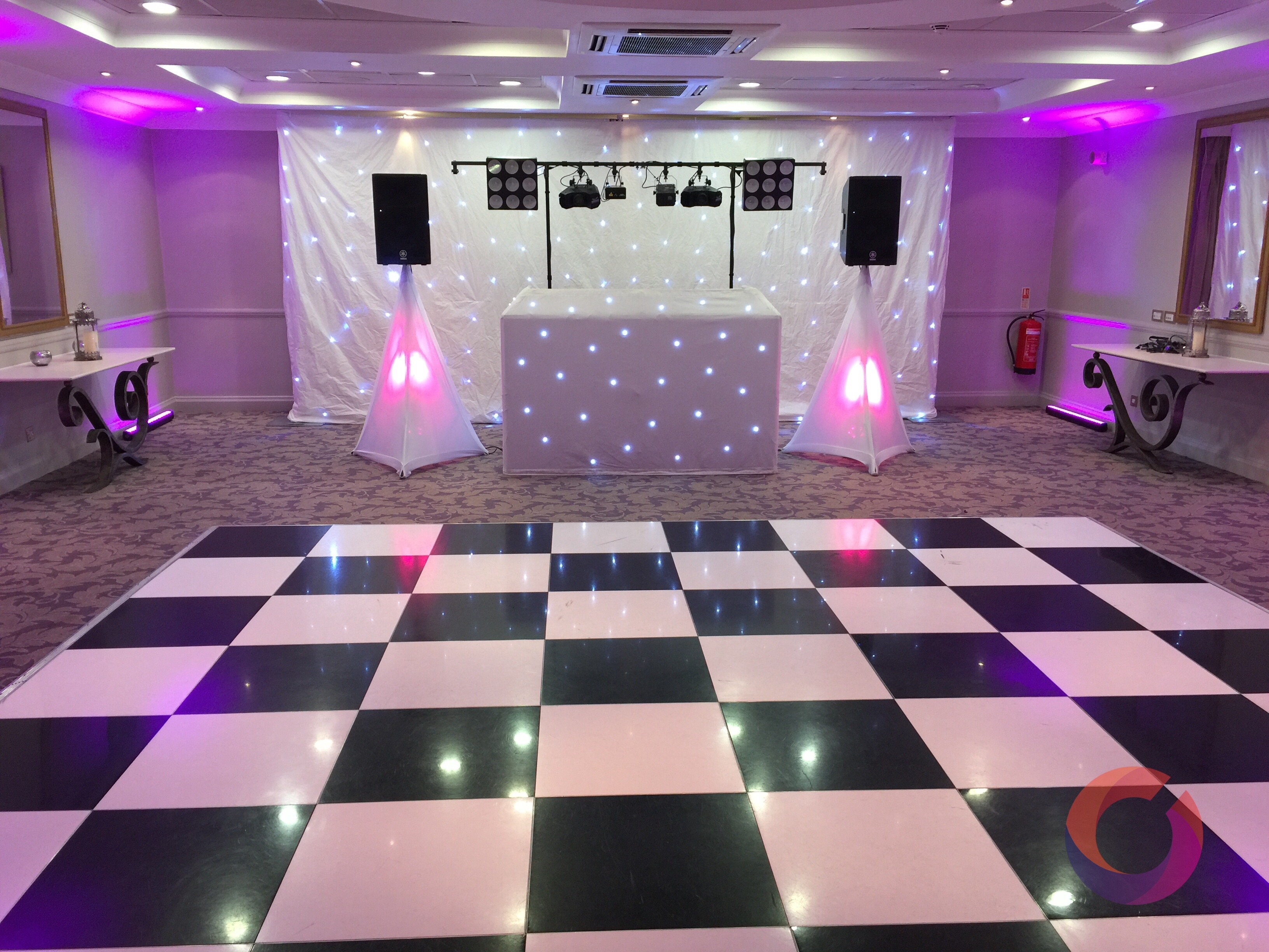 Black & White dance floor hire in Berkshire, Hampshire and Surrey