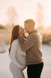 raskauskuvaus odotuskuvaus Oulu Valokuvaaja Tiia Juutinen