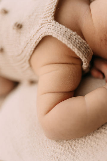 vastasyntyneen valokuvaus newborn kuvaus vauvakuvaus Oulu valokuvaaja