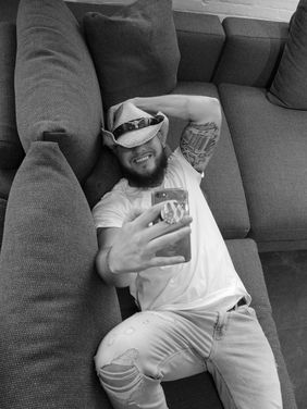 Phillip Good offers the perfect summer anthem with single “READY TO GO"
