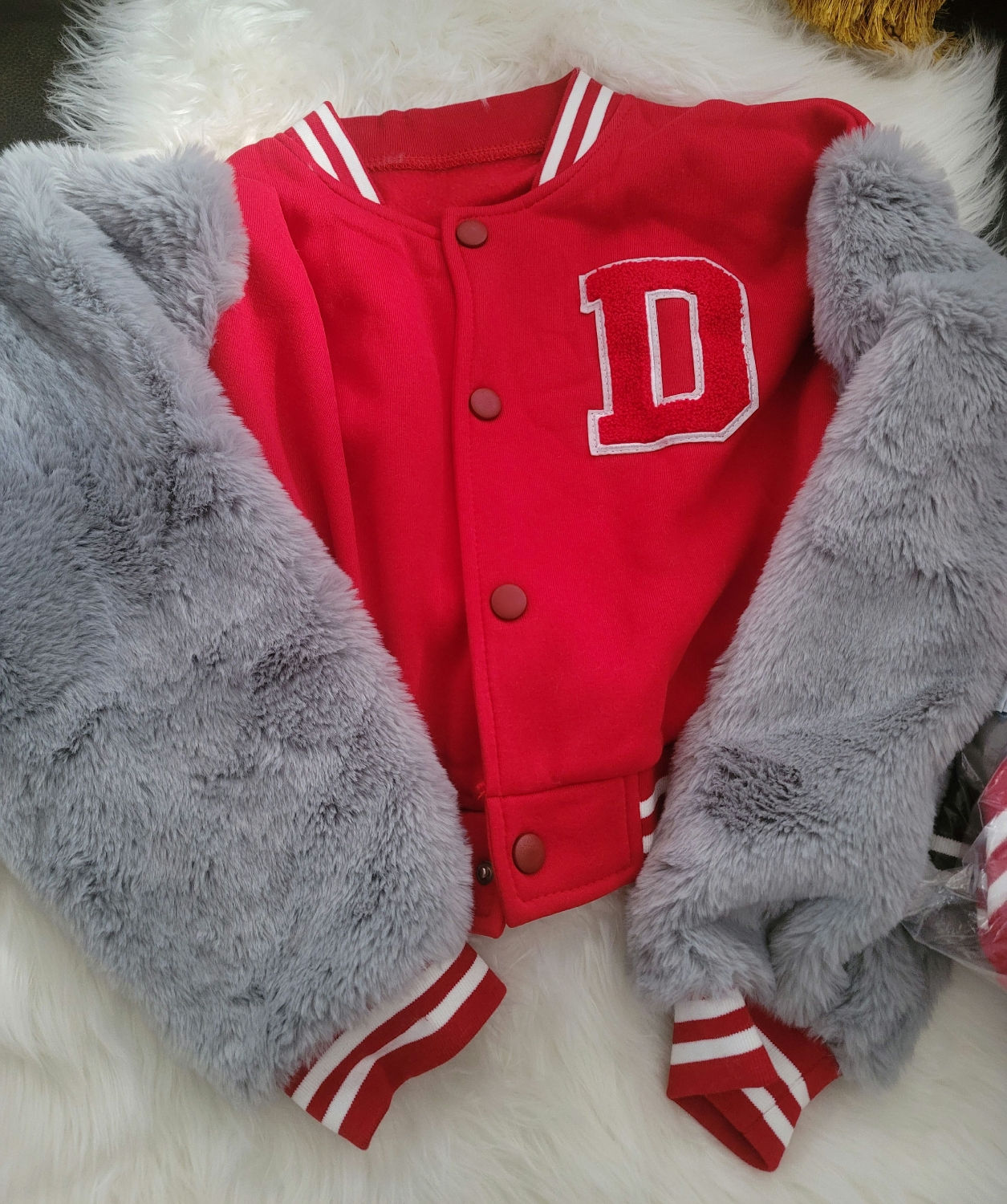 She's cute and sporty jacket 