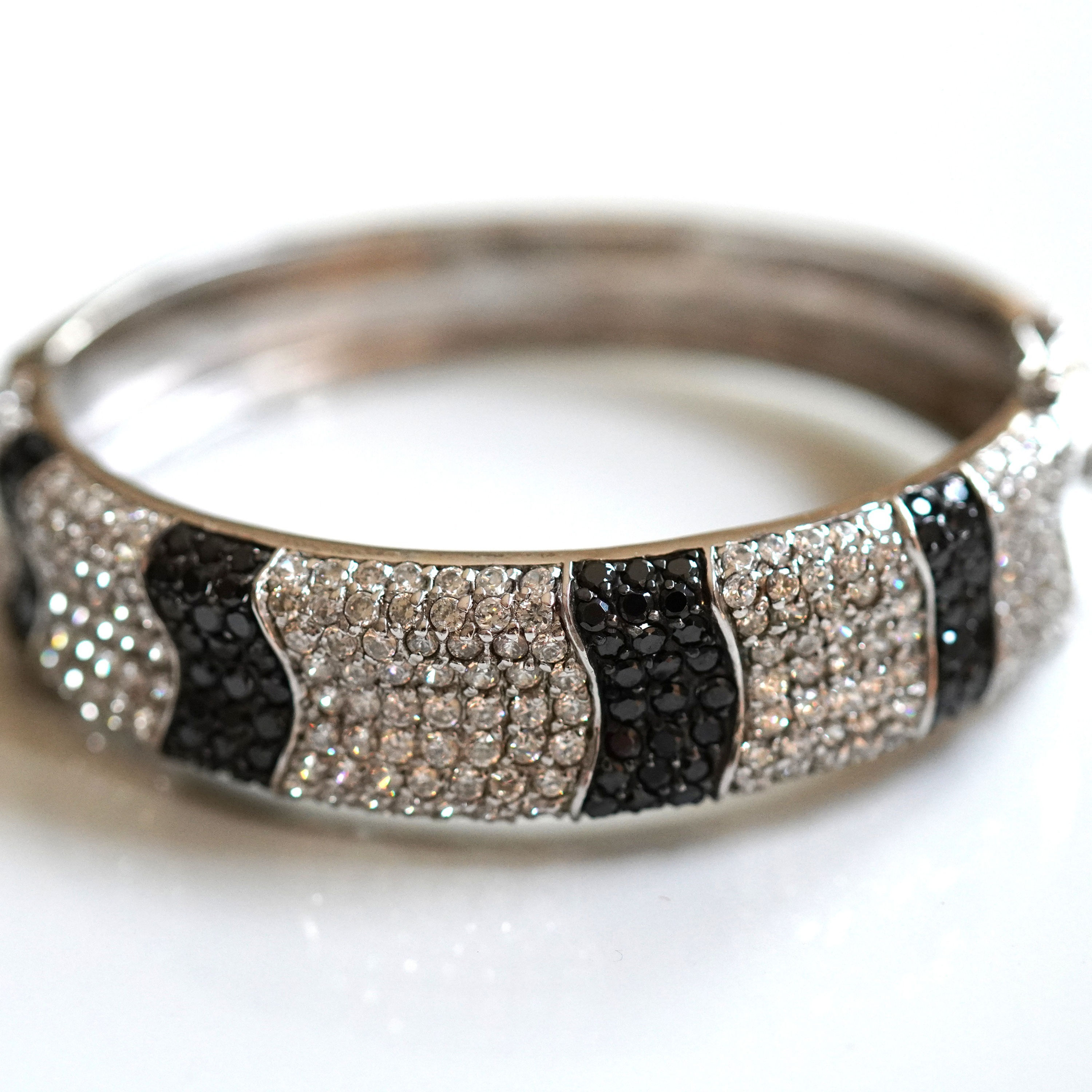 Rodeo Silver Bangle
