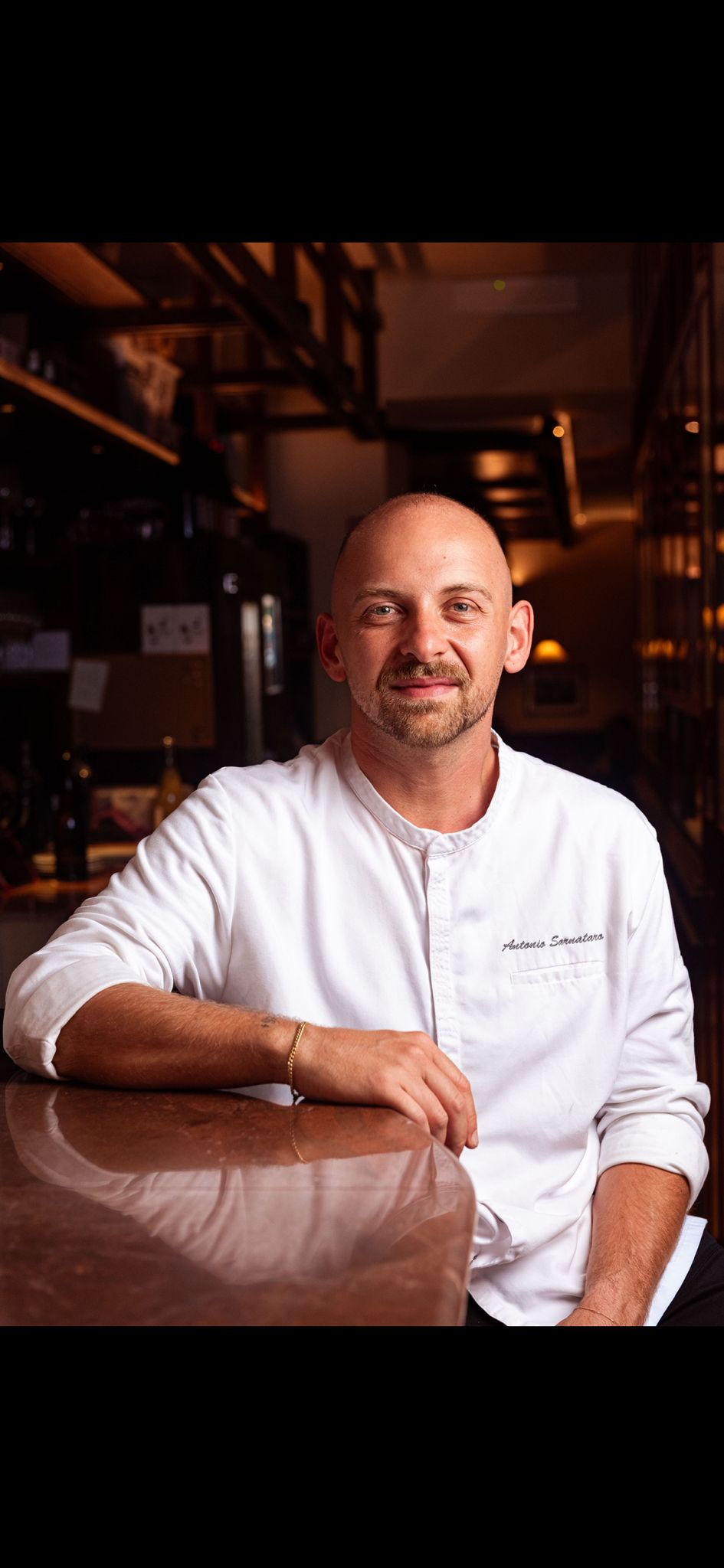 Chef Antonio Sarnataro al Seasons Restaurant di Forio d’Ischia, autore del piatto protagonista de Il primo gesto – Ottava puntata.