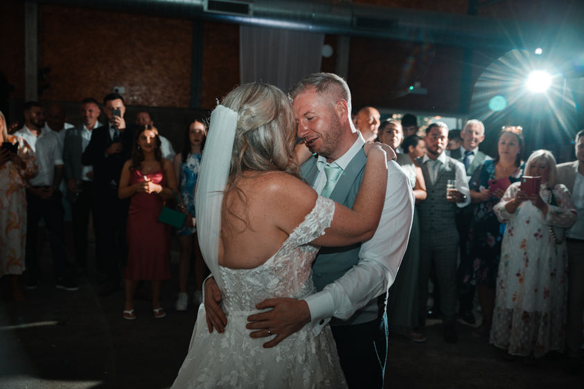 LAUREN & KEIRAN_WEDDING DAY PHOTOGRAPHY AT THE BARNS AT LODGE FARM_EPPING_WEB QUALITY-477.
