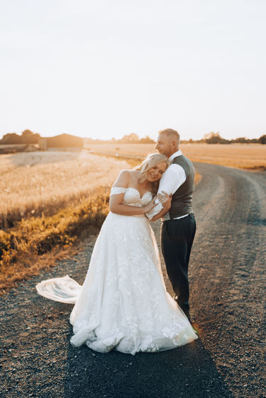 LAUREN & KEIRAN_WEDDING DAY PHOTOGRAPHY AT THE BARNS AT LODGE FARM_EPPING_WEB QUALITY-454.