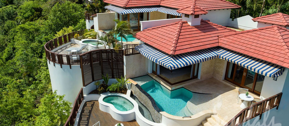 Sandals-vs-Secrets-Sandals-Regency-La-toc-