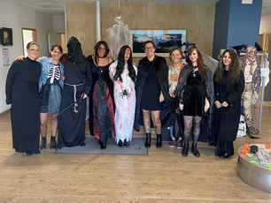 🎃 Retour en images sur notre journée d’Halloween chez B Contact ! 👻