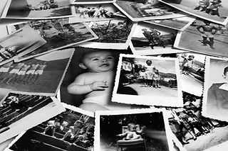 pictures_memories_nostalgia_saudade_old_photos_black_and_white_photos_past_photo-908990.jp
