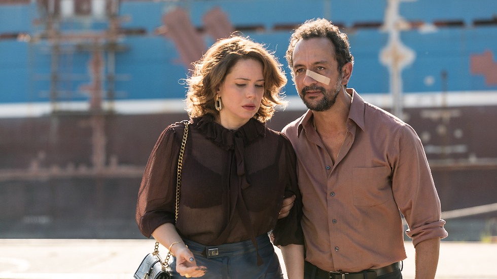 Leandra Leal e Irandhir Santos em 'Os Enforcados', filme de Fernando Coimbra. Foto: Divulgação