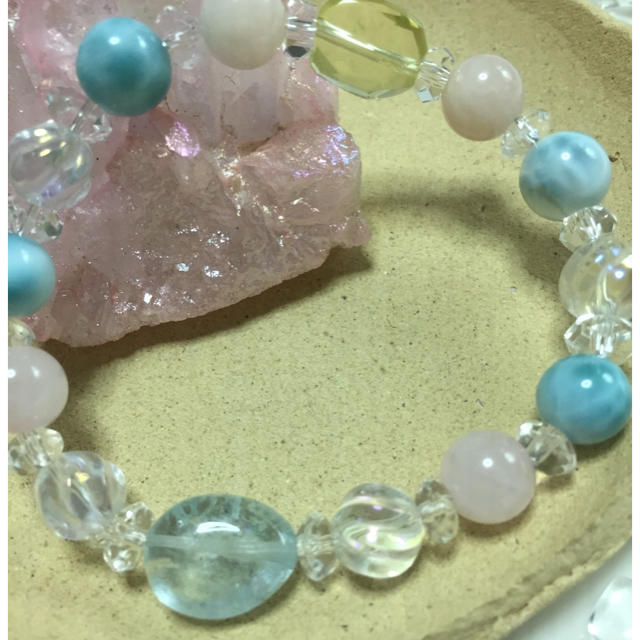 サムネイル： 宝石質3Aアクアマリンと高品質ラリマー のブレス