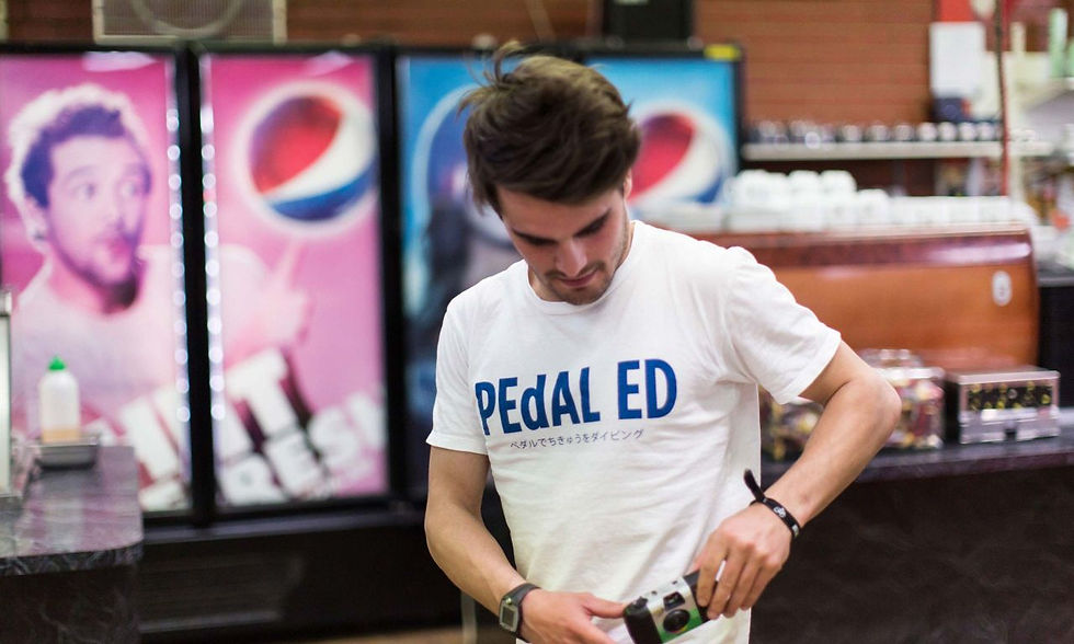 Miniatura: Pedaled Logo Tee