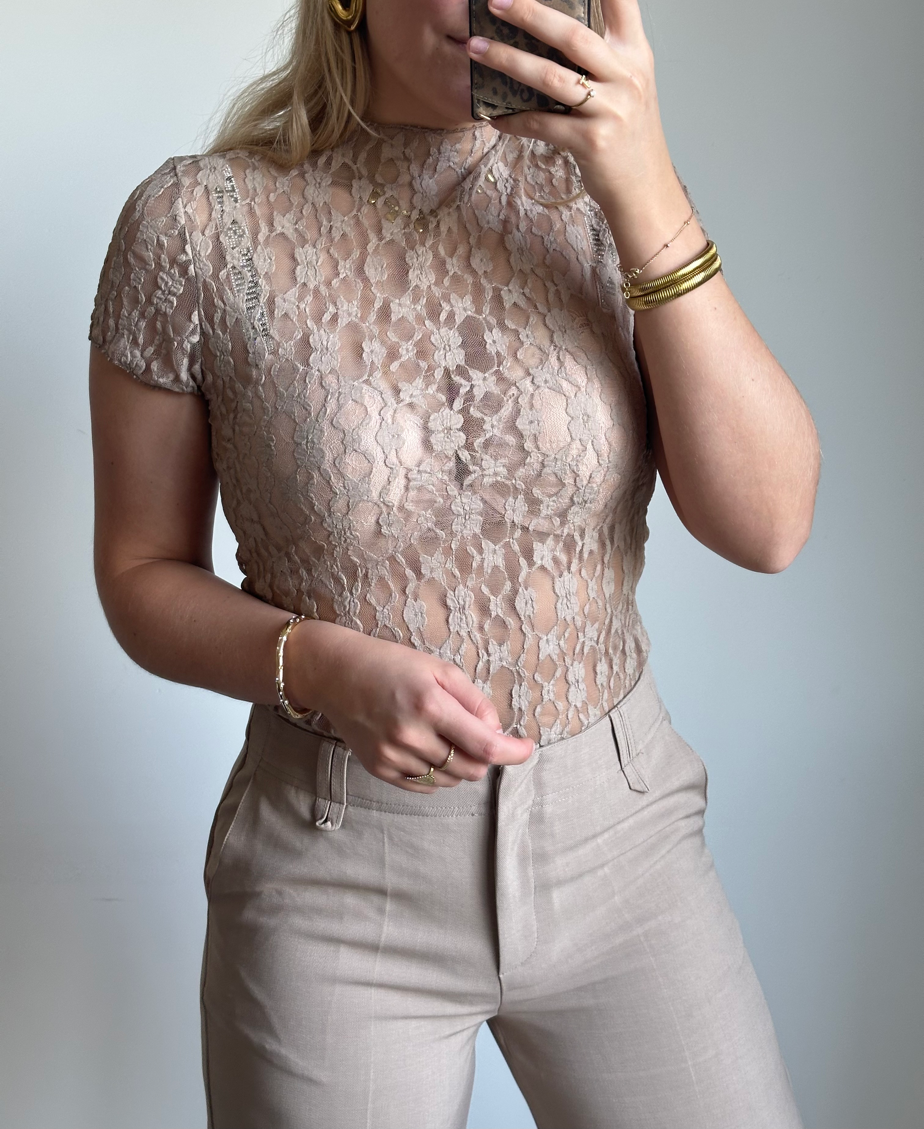 Shortsleeve lace top taupe
