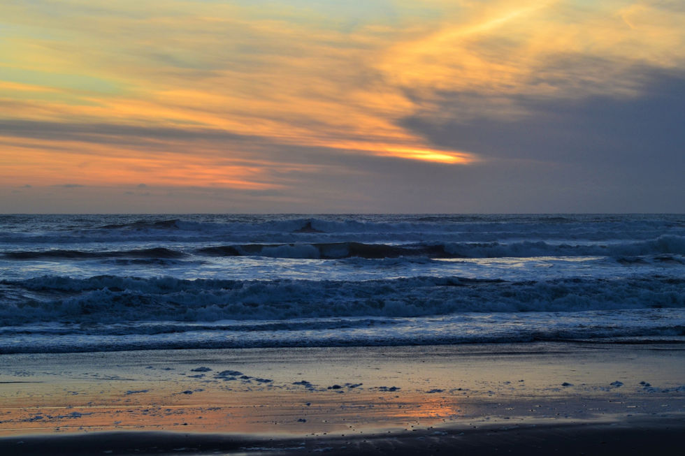 Pacific Ocean, La Araucanía coast, Chile, and Lafkenche Mapuche communities, shaped by coastal territory, culture, and environmental challenges.