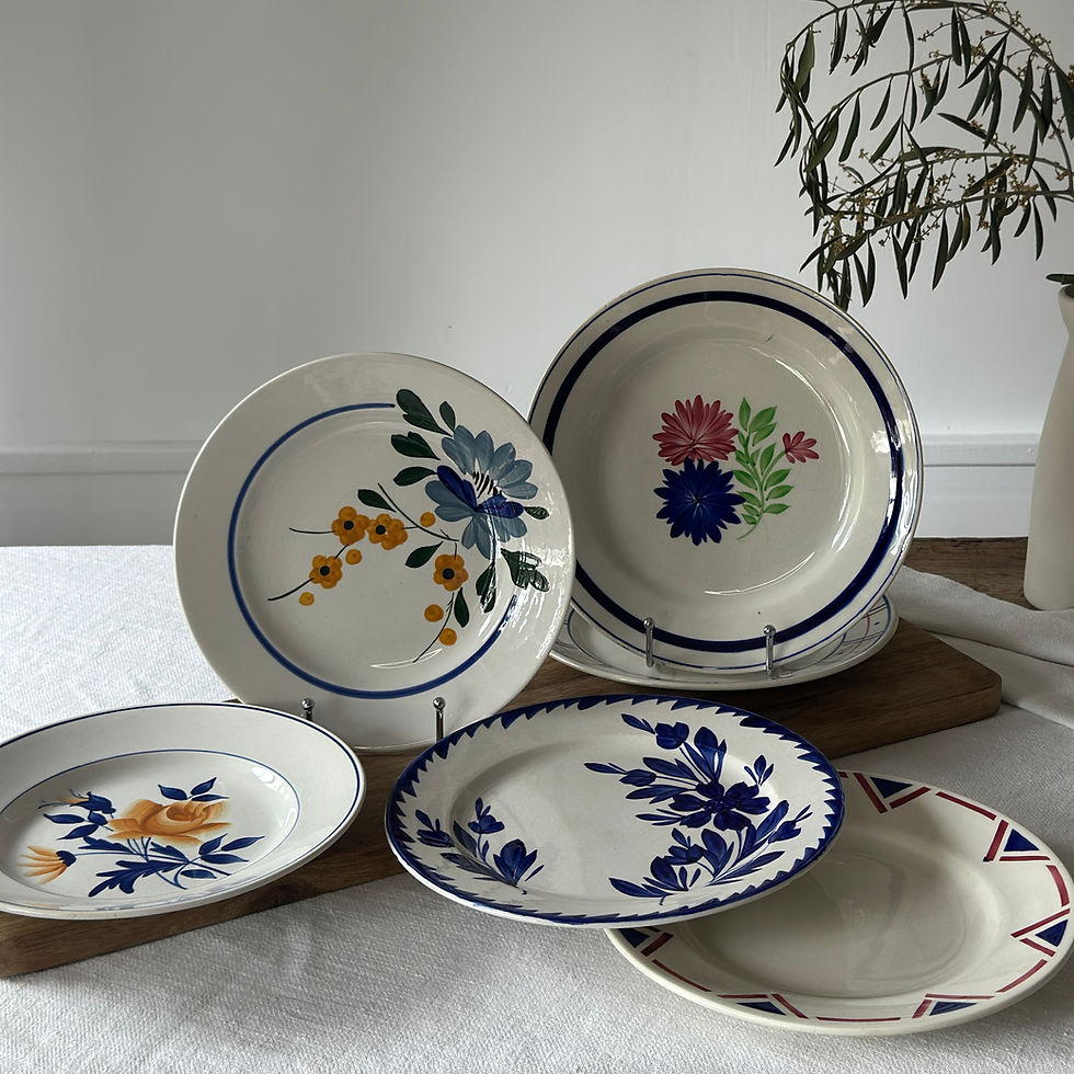 Thumbnail: REINE | Composition 6 Assiettes Plates