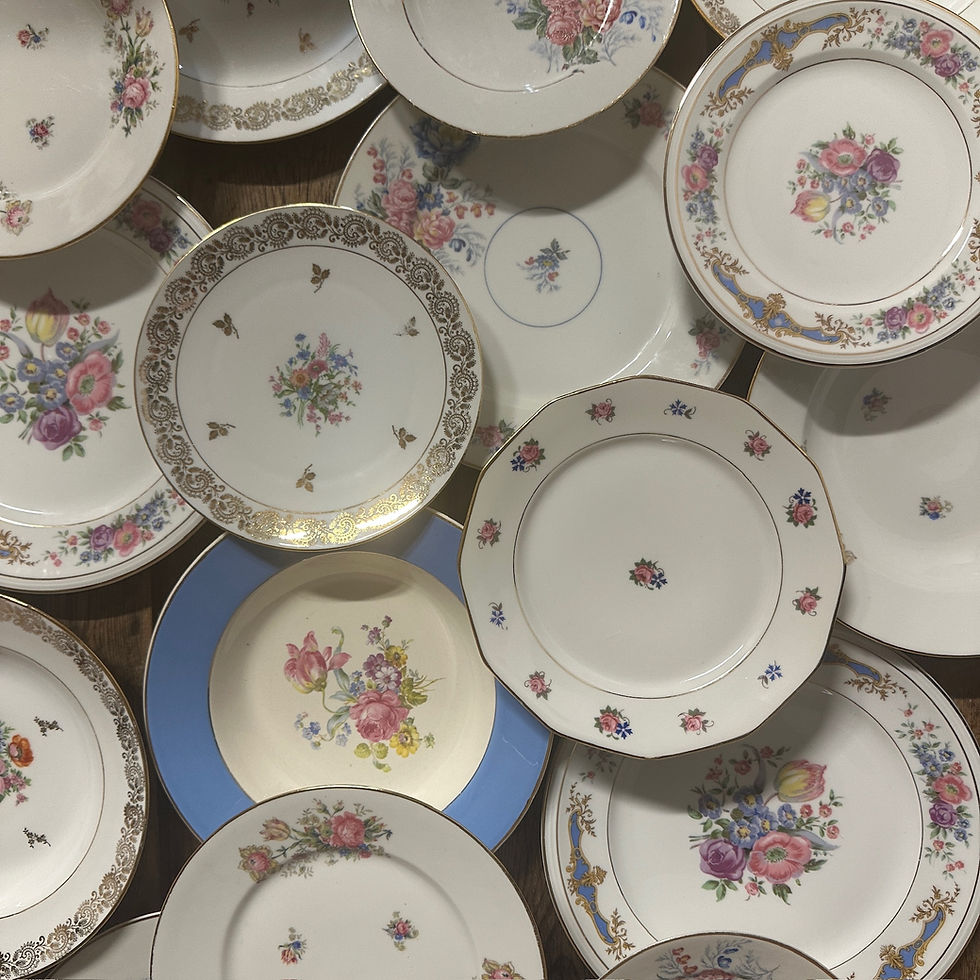 Thumbnail: DÉODORINE - 6 Assiettes à dessert