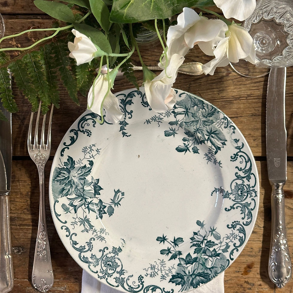 Thumbnail: ÉGLAÉ - 8 assiettes plates 