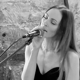 Sonya Jennings, singer