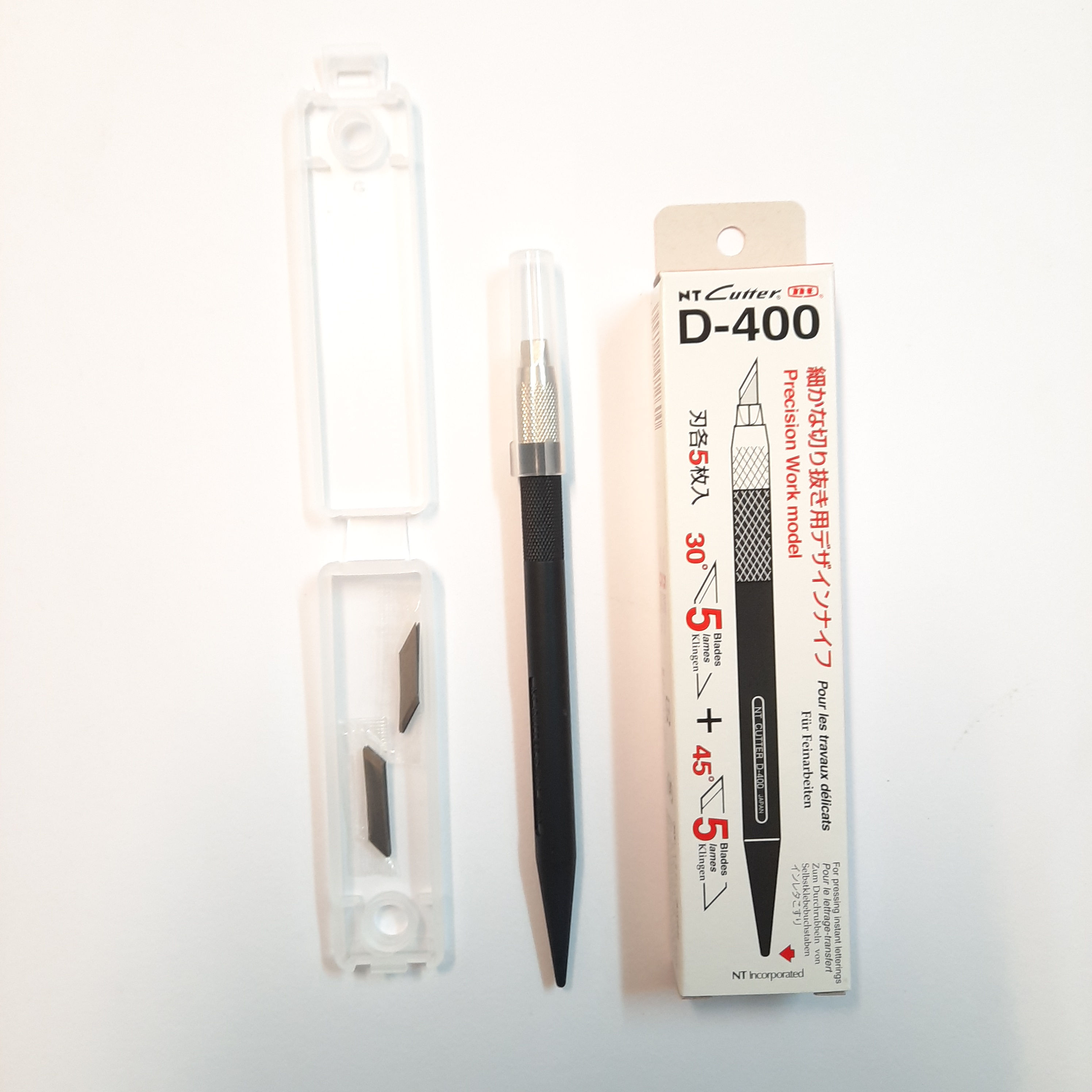 D400 סכין גרפיקאים