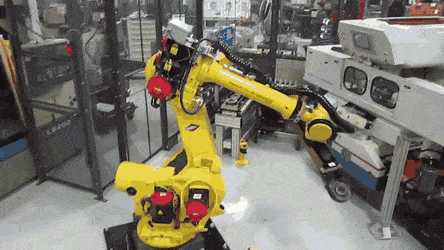 Fanuc Robot GIF 1.gif
