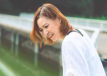 クライアントに寄り添う優しい笑顔のイメージ