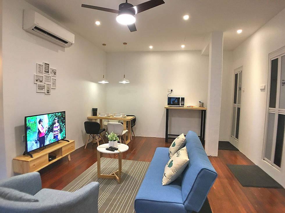Living Area at iBook 7 - iBook Gurney Suites