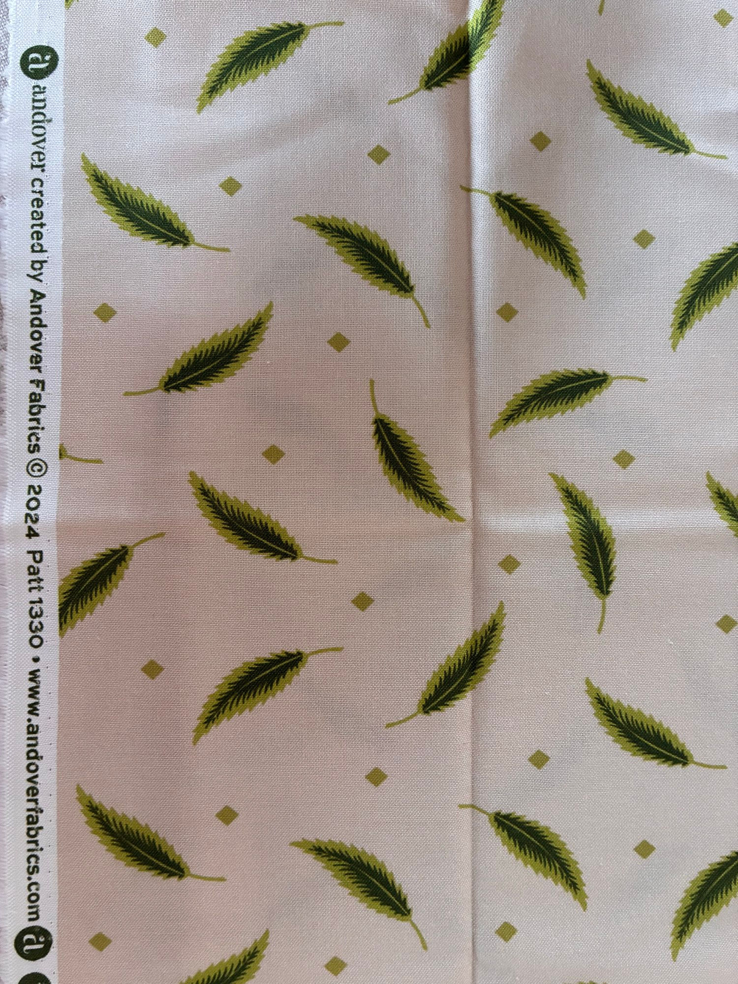 1 Fat Quarter Leaves Andover