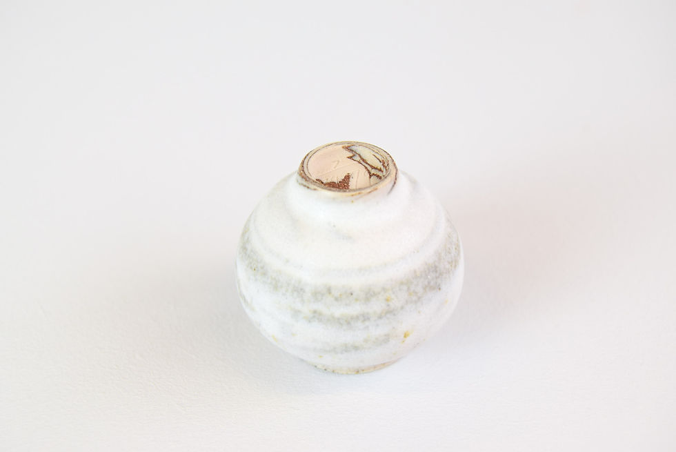 Thumbnail: Moon Jar medium No.47