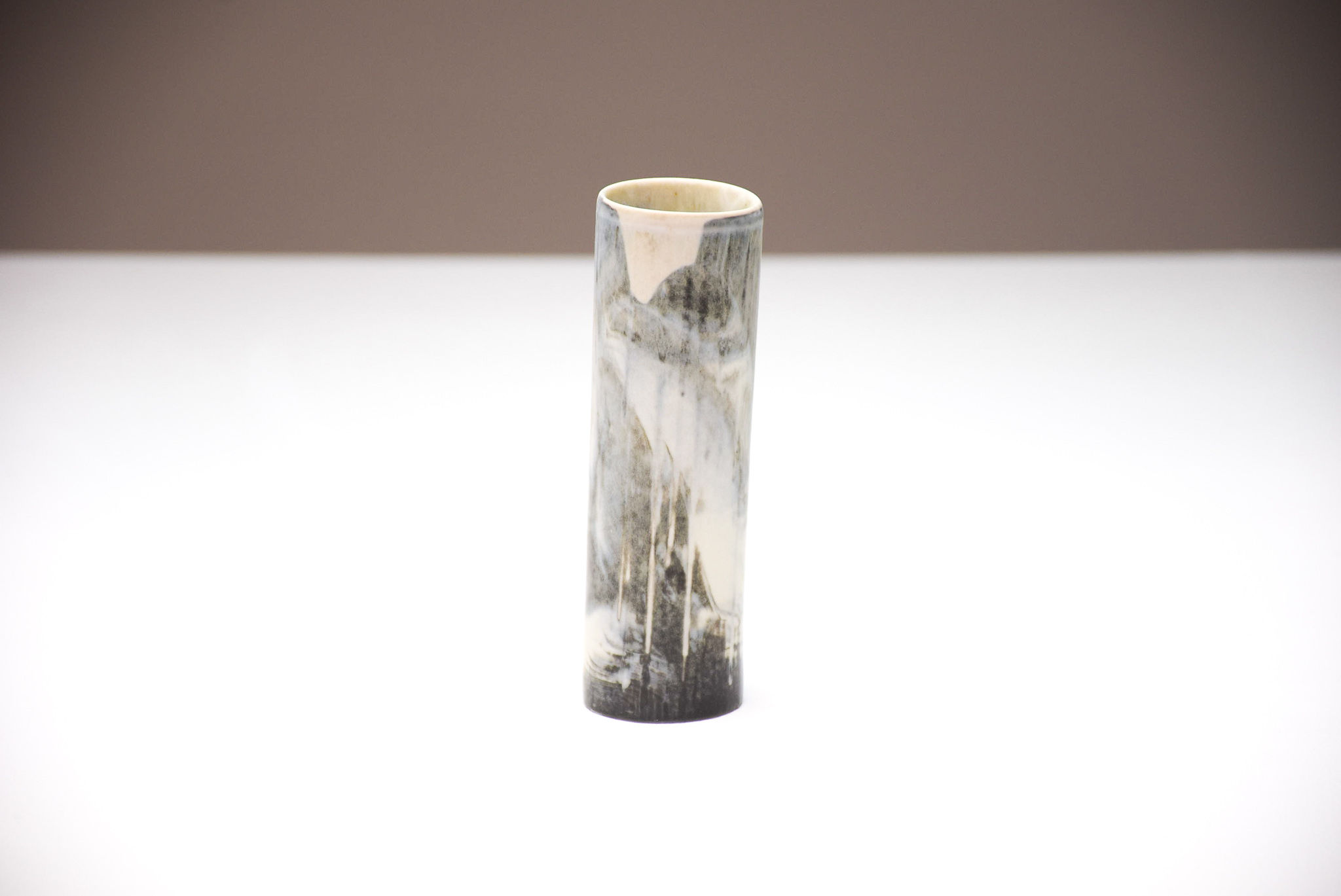 No. CA89 SGW Lab Marbled Cylinder Vase Medium