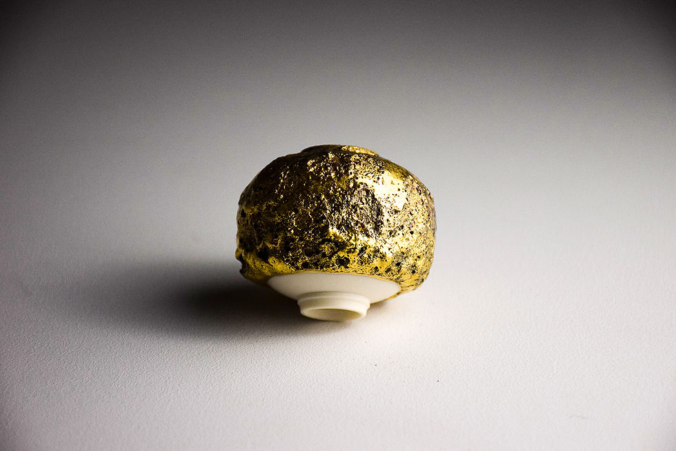 Thumbnail: No. BP18 Yuta Segawa Miniature pot "New Gold" Large