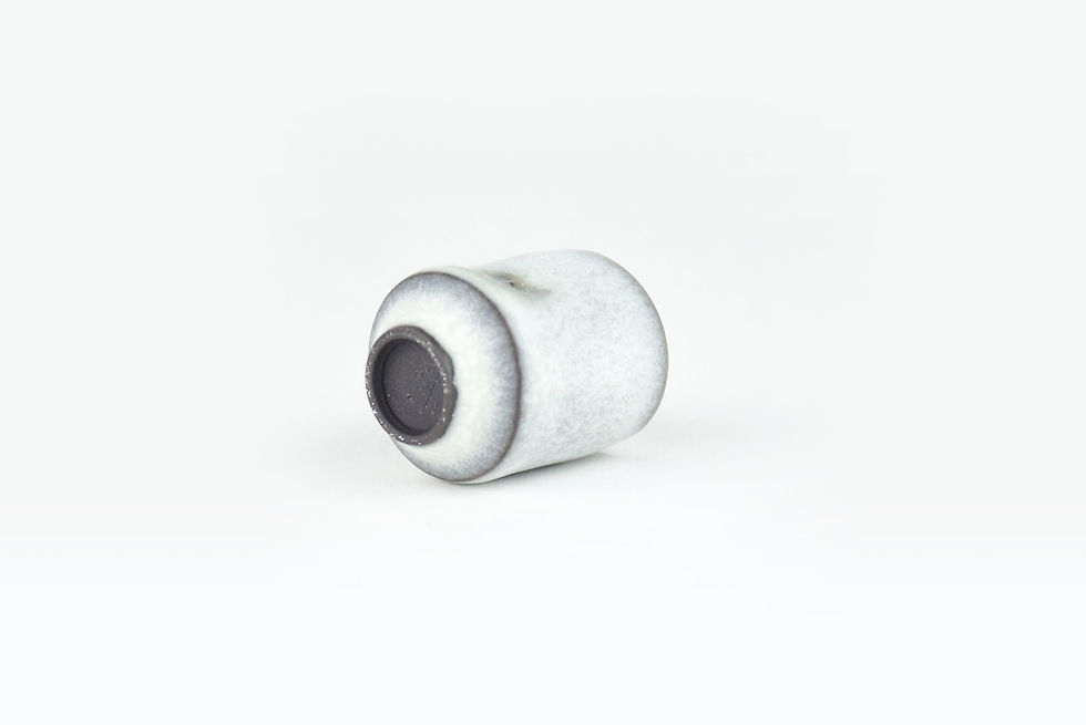Thumbnail: No. BE07 Yuta Segawa Miniature pot Small - Beer Bottle