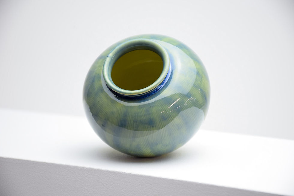 Thumbnail: MA74 Yuta Segawa Kanji Pot Extra Large