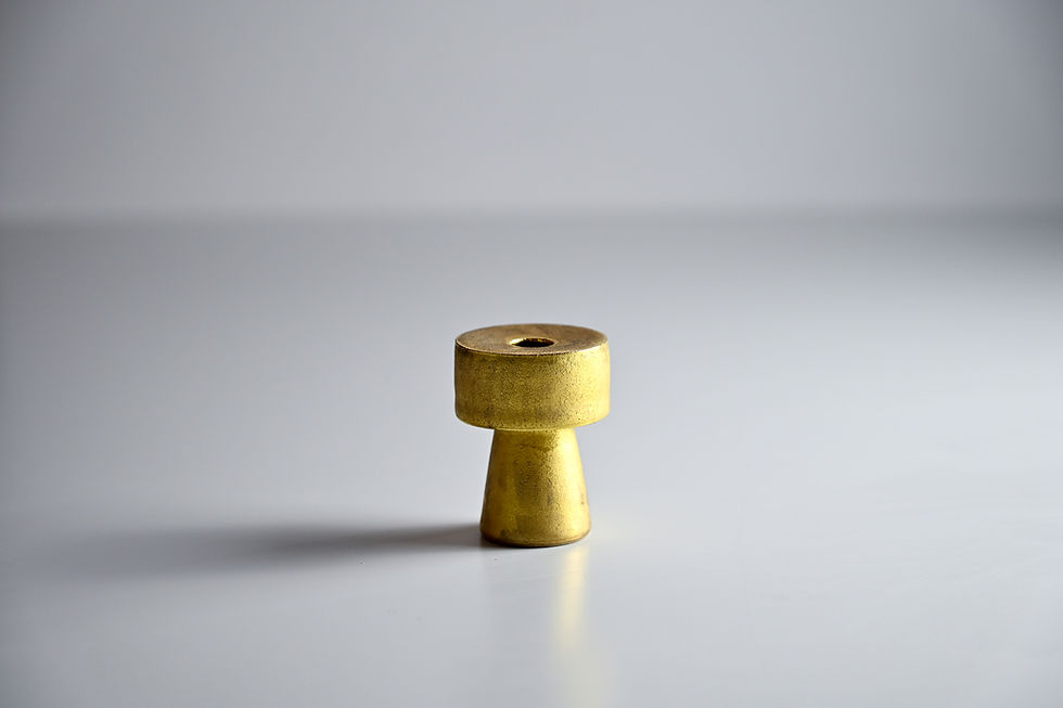 Thumbnail: No. G95 Yuta Segawa Disk Vase Medium