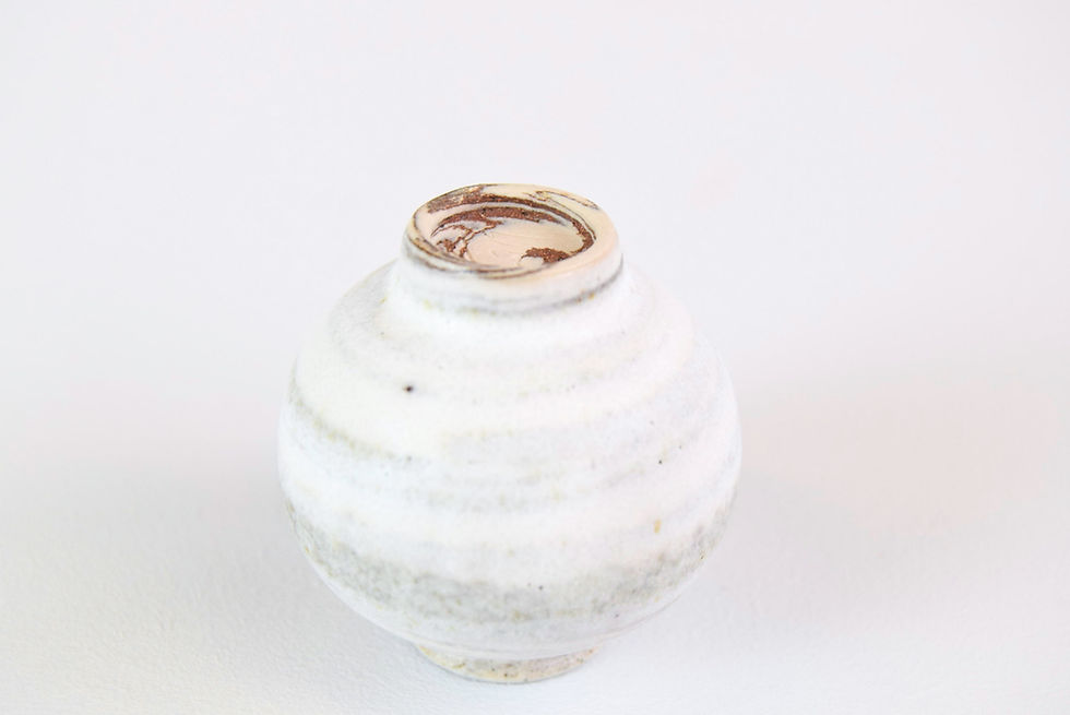 Thumbnail: Moon Jar medium No.48