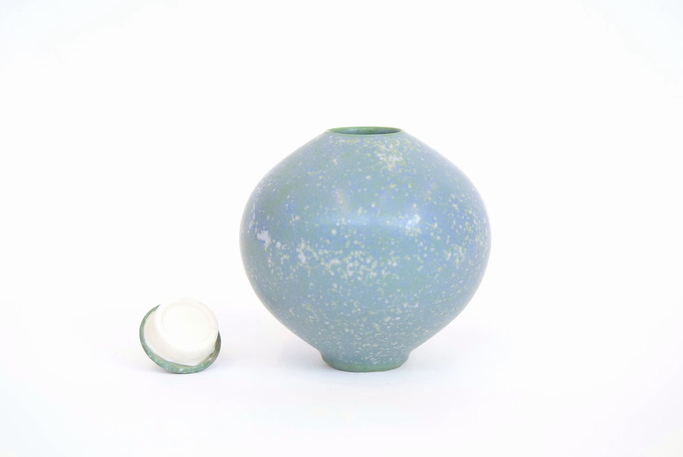 Thumbnail: Miniature Pot&Cover Large No.32