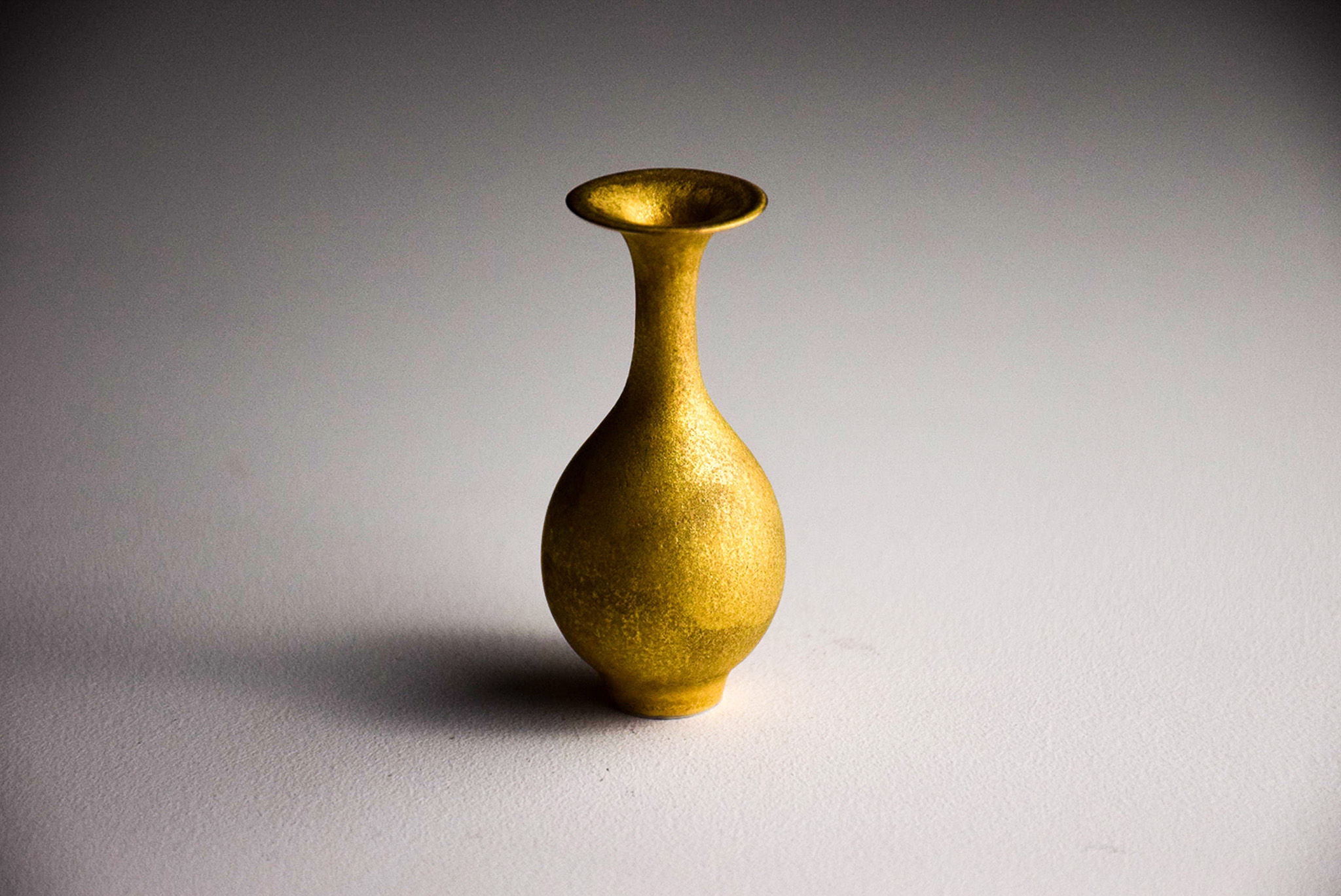 No. BP85 Yuta Segawa Miniature pot "New Gold" Medium