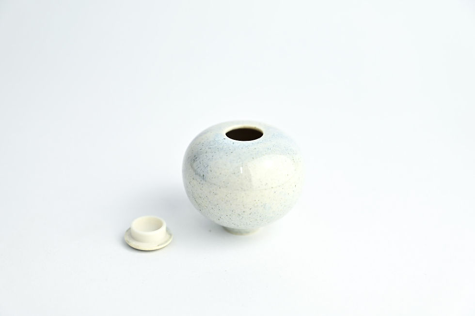 Thumbnail: No. AH66 Yuta Segawa Miniature pot Medium
