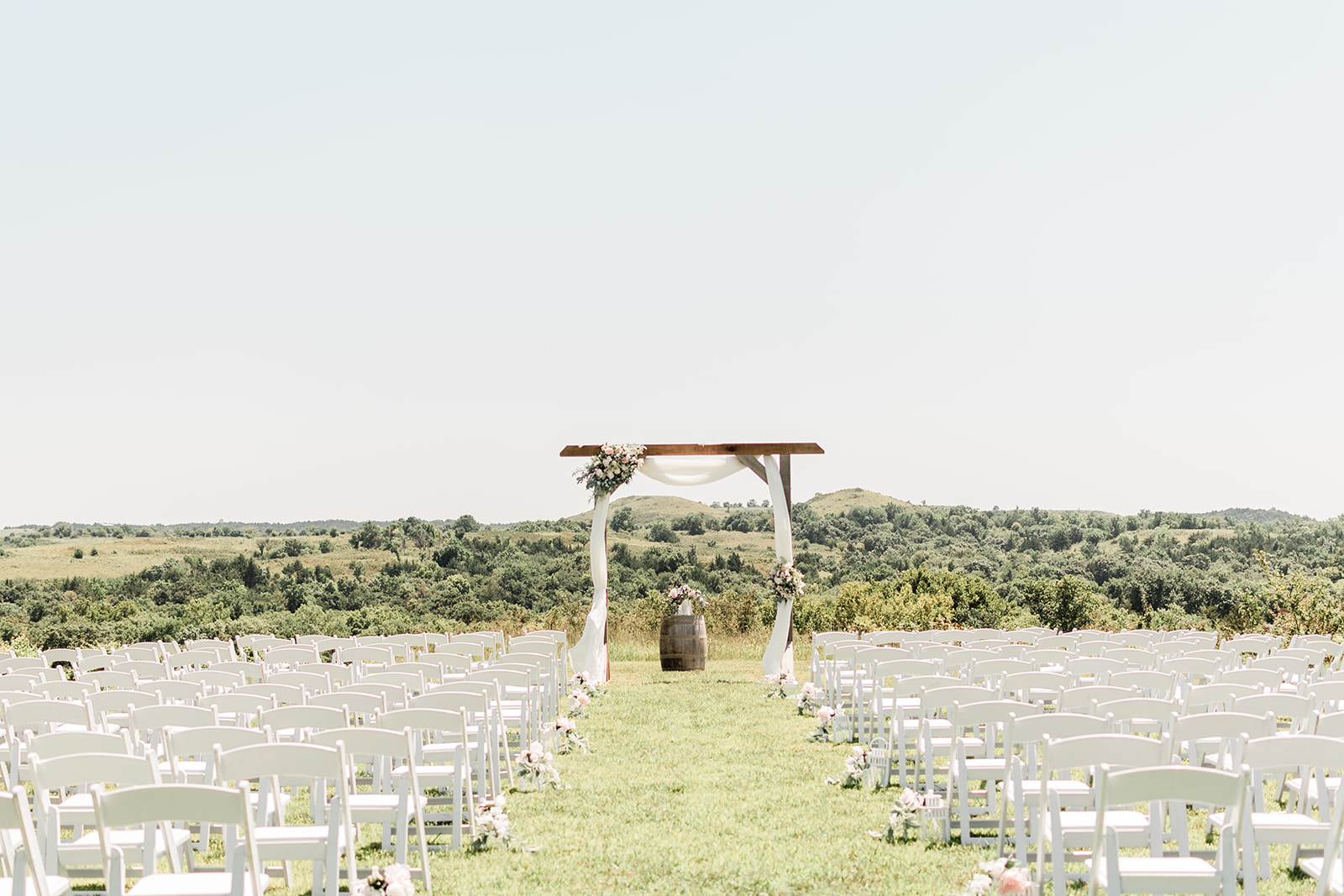 Wedding Venue in Manhattan, KS Liquid Art Winery & Estate