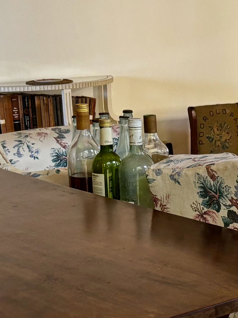 Bottles in the living room as left by Hemingway