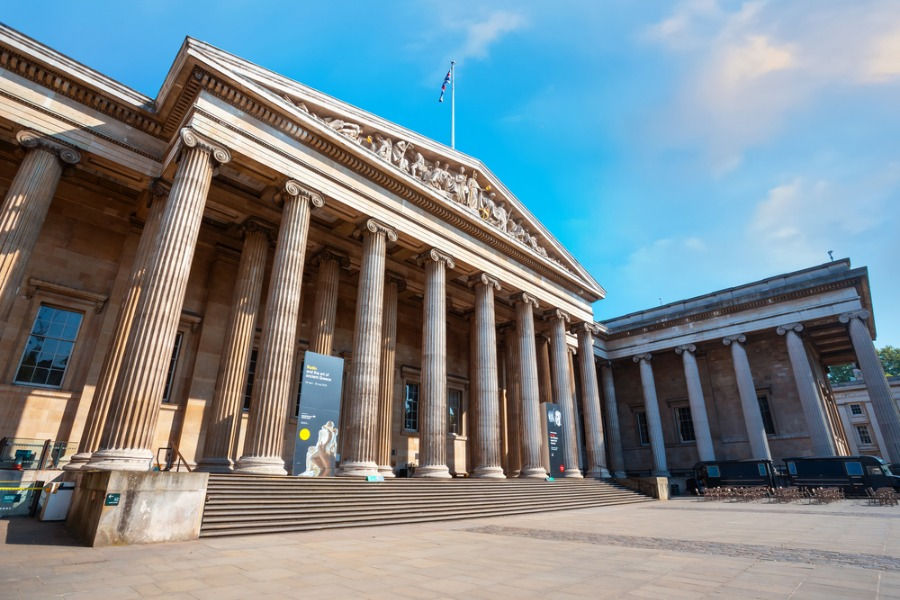 Goodge Street's proximity to the British Museum makes it a paradise for culture enthusiasts