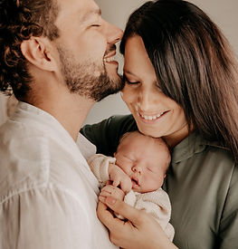 Familienfotografin Stuttgart Neugeborenen Fotografie Newborn Baby Fotos