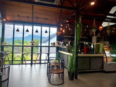 Annrin Cafe Khao Sok