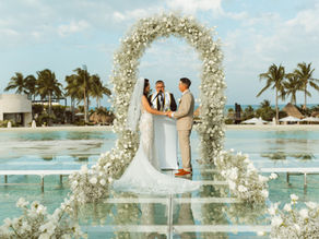 Private Villa vs. Resort Wedding in Riviera Maya: Which Is Right for You?