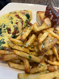 crushed assiette frite et omelette