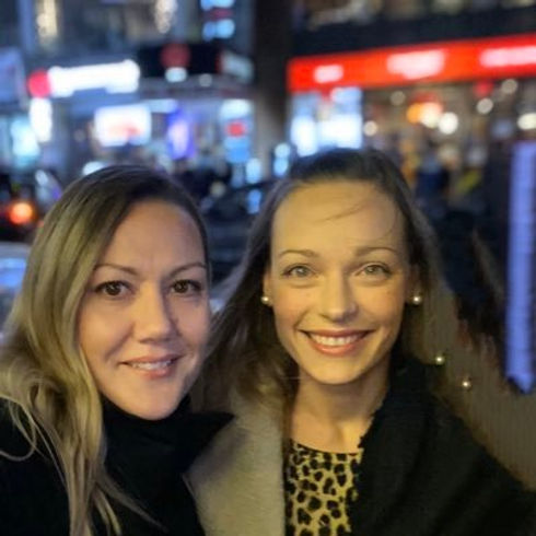 Profile Pic - Renee and mel .jpg