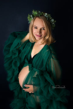 maternity photoshoot milton keynes