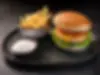 OPAIA CLASSIC CHICKEN BURGER