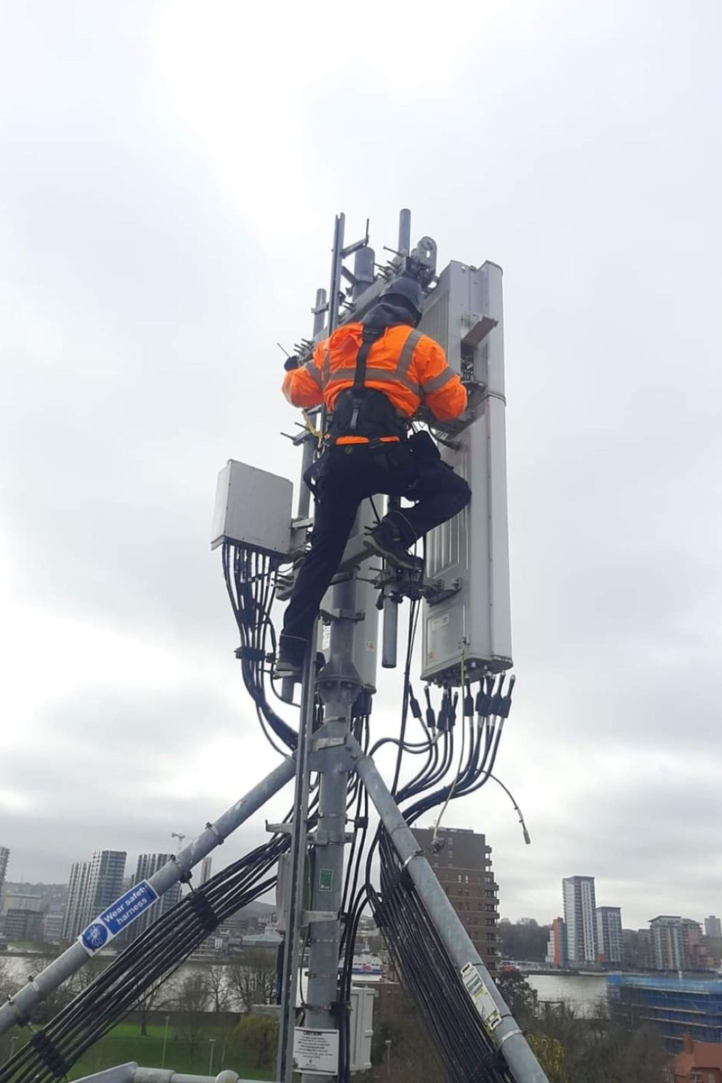 The Growing Demand for Telecom Riggers in the UK: Why Now Is the Best ...