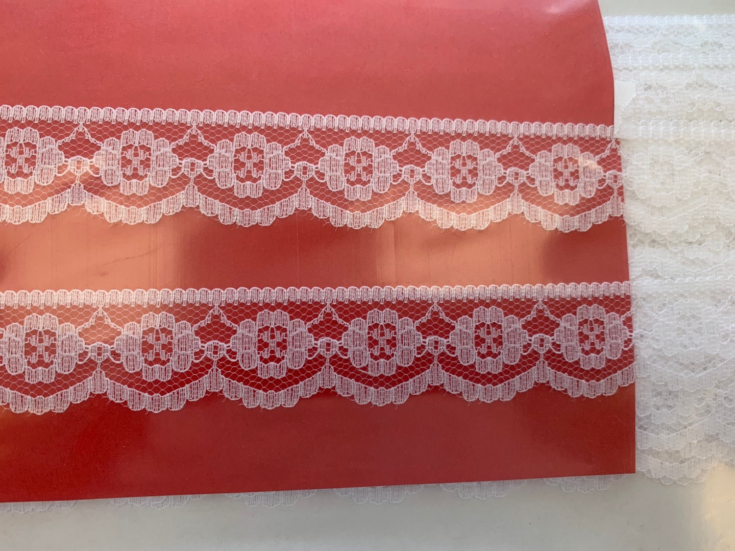 1782 - 30mm white Scallop Lace Trim - 2m length