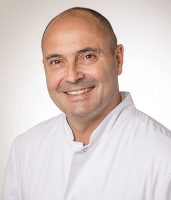 Photo du rédacteur: Dr Jean-Pierre Spinosa