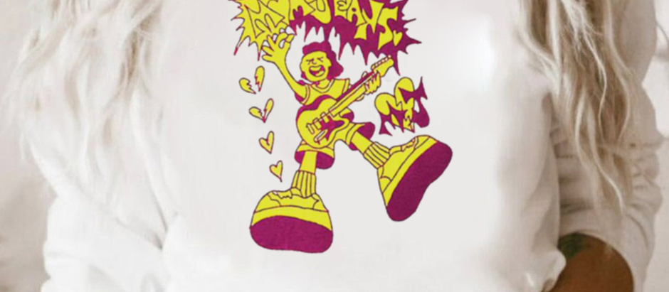 Mom Jeans 22 Sweet Tooth shirt